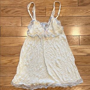 Eberjey Elegant Cream Lace Trim Chemise with light blue detail